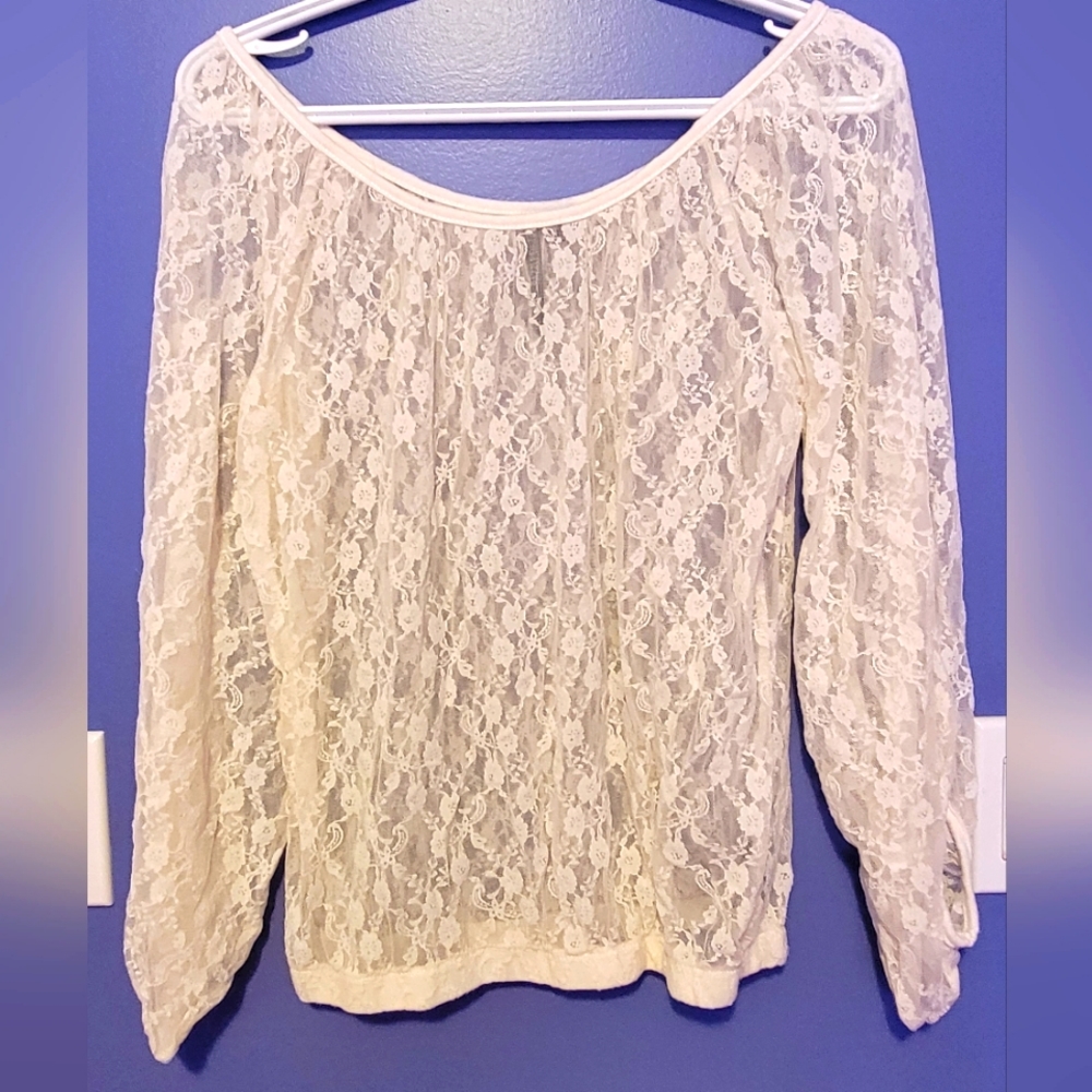 Floral lace top